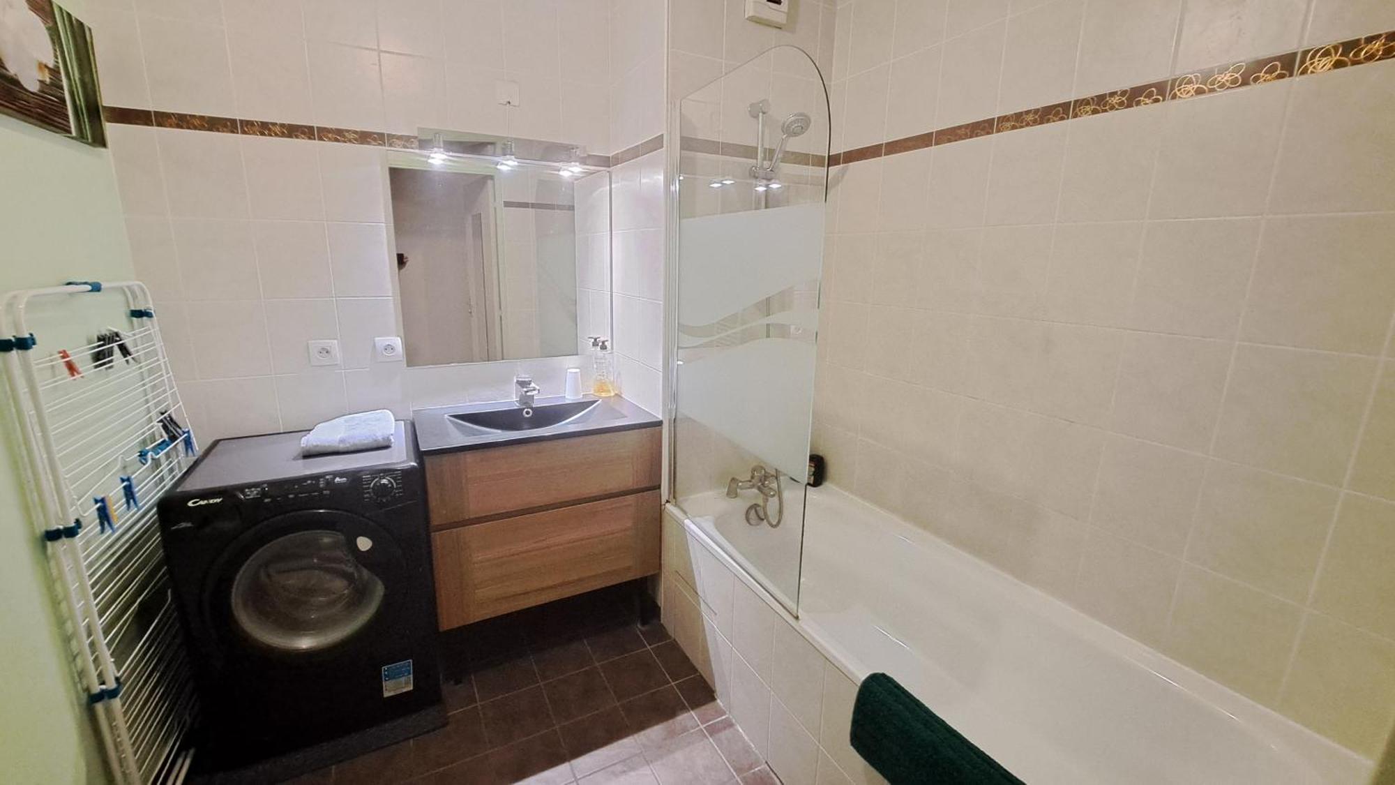Appartement Cosy 3 Pieces Avec Garage Privatif Сен-Приест Экстерьер фото