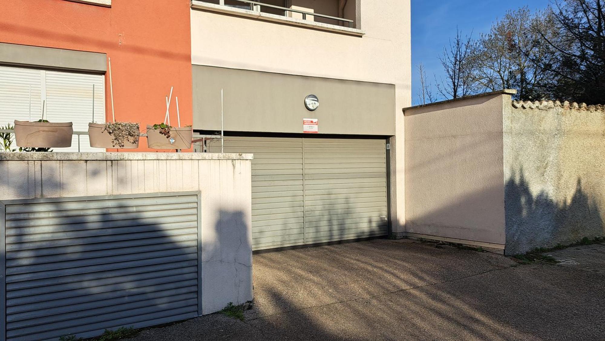 Appartement Cosy 3 Pieces Avec Garage Privatif Сен-Приест Экстерьер фото